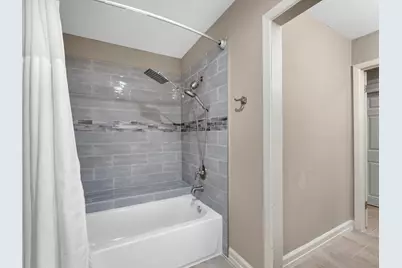 227 Faust Lane, Houston, TX 77024 - Photo 24