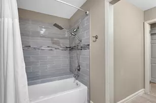 227 Faust Ln, Houston, TX 77024 - Photo 24