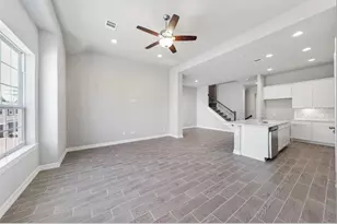 11013 Cres Light Way, Houston, TX 77043 - Photo 4
