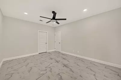 2111 Pinecreek Pass Lane, Katy, TX 77449 - Photo 28