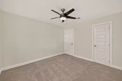 2111 Pinecreek Pass Lane, Katy, TX 77449 - Photo 46