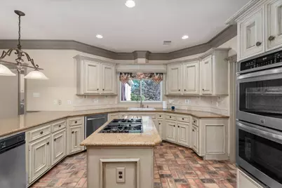 5603 Rushing River Drive, Houston, TX 77345 - Photo 22