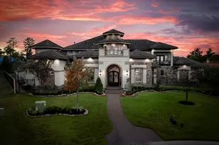 13 Pleasant Shadows Dr, Spring, TX 77389 - Photo 2