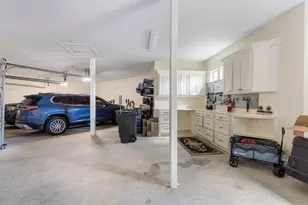 13 Pleasant Shadows Dr, Spring, TX 77389 - Photo 42