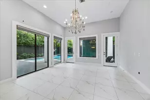 1959 Portsmouth St, Houston, TX 77098 - Photo 6