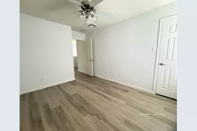6834 Great Oaks Shadow Drive, Houston, TX 77083 - Photo 14