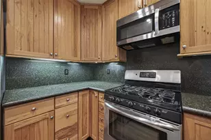 10610 Wayward Wind Ln, Houston, TX 77064 - Photo 20