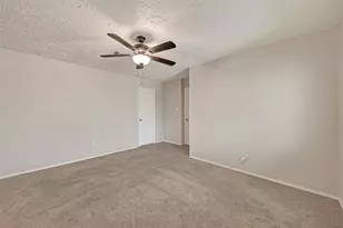 10610 Wayward Wind Ln, Houston, TX 77064 - Photo 36