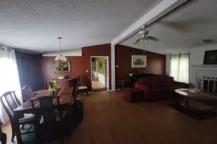 11087 Mills Creek Rd, Conroe, TX 77304 - Photo 6