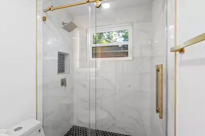 10730 Wickersham Lane, Houston, TX 77042 - Photo 34