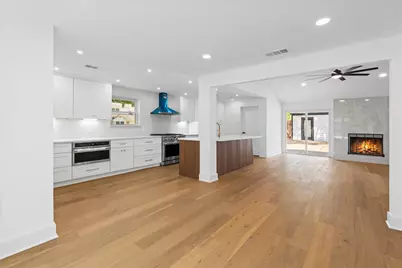 10730 Wickersham Lane, Houston, TX 77042 - Photo 10