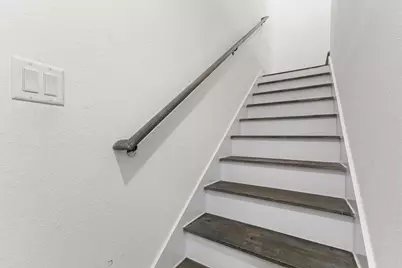 8631 Peachtree Street, Houston, TX 77016 - Photo 10