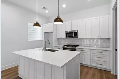 2806 Versailles Oak Lane, Houston, TX 77092 - Photo 6