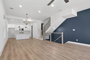2806 Versailles Oak Ln, Houston, TX 77092 - Photo 4