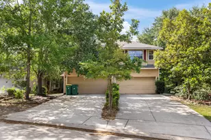 229 E Summerhaze Circle, The Woodlands, TX 77382 - Photo 2
