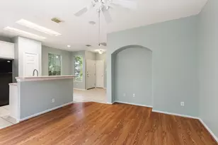 229 E Summerhaze Circle, The Woodlands, TX 77382 - Photo 14