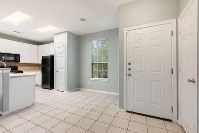 229 E Summerhaze Circle, The Woodlands, TX 77382 - Photo 6