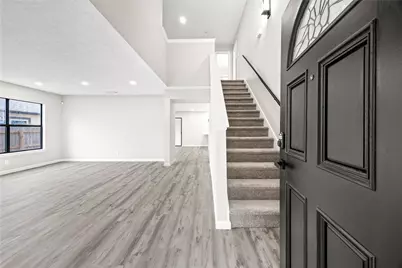 1915 Leander, San Antonio, TX 78251 - Photo 6