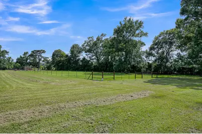 17055 Rogers Road, Willis, TX 77378 - Photo 38