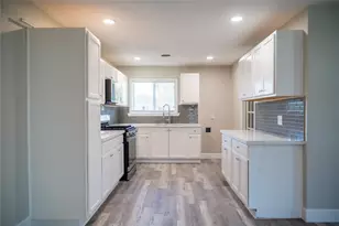 5502 Elm Tree Dr, Houston, TX 77048 - Photo 6