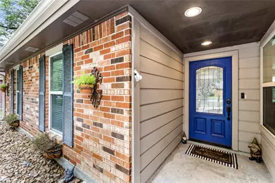 112 April Wind Drive E, Montgomery, TX 77356 - Photo 2