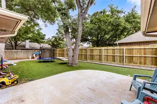 112 April Wind Dr E, Montgomery, TX 77356 - Photo 32