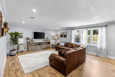 112 April Wind Drive E, Montgomery, TX 77356 - Photo 16