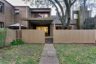 11541 Riverview Dr, Houston, TX 77077 - Photo 34