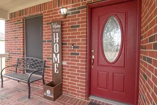 4715 Cavern Brook Ct, Fresno, TX 77545 - Photo 2