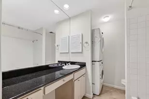 3700 W Clay St, Houston, TX 77019 - Photo 28