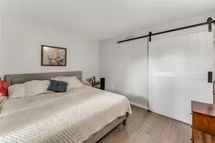 3085 Walnut Bend Ln, Houston, TX 77042 - Photo 12