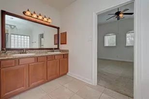 71 N Rocky Point Cir, The Woodlands, TX 77389 - Photo 36