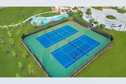 31110 Warwick Coast Court, Fulshear, TX 77441 - Photo 46