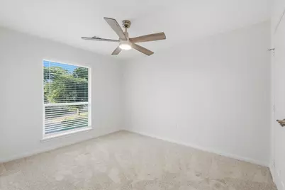 3234 Golden Leaf Drive, Kingwood, TX 77339 - Photo 20