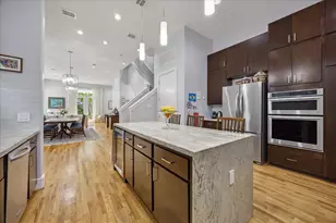 305 Peden St, Houston, TX 77006 - Photo 12