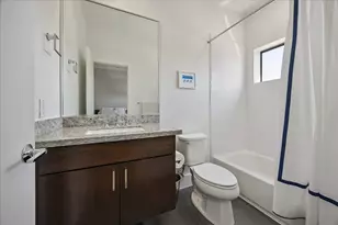 305 Peden St, Houston, TX 77006 - Photo 24