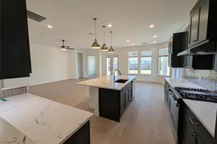 18103 Scarlett Hummingbird Ct, Conroe, TX 77302 - Photo 6