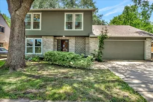 408 Pebbleshire Dr, Houston, TX 77062 - Photo 1