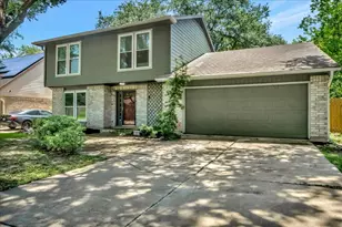 408 Pebbleshire Dr, Houston, TX 77062 - Photo 34