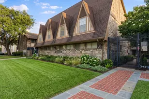 2574 Marilee Ln, Houston, TX 77057 - Photo 18