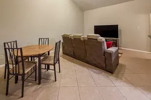 2574 Marilee Ln, Houston, TX 77057 - Photo 4