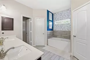 22529 E Shorewood Loop, Houston, TX 77336 - Photo 16