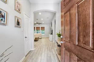 22529 E Shorewood Loop, Houston, TX 77336 - Photo 4