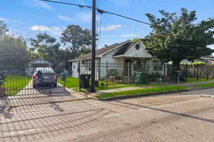5604 Elysian St, Houston, TX 77009 - Photo 4