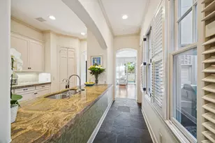 2207 Dunraven Ln, Houston, TX 77019 - Photo 12