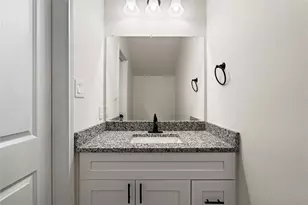 7101 Weyburn St, Houston, TX 77028 - Photo 14