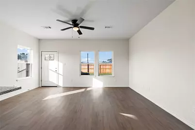 7101 Weyburn Street #C, Houston, TX 77028 - Photo 12