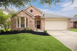 13208 Moonlit Lake Ln, Pearland, TX 77584 - Photo 1