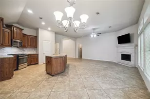 13208 Moonlit Lake Ln, Pearland, TX 77584 - Photo 6