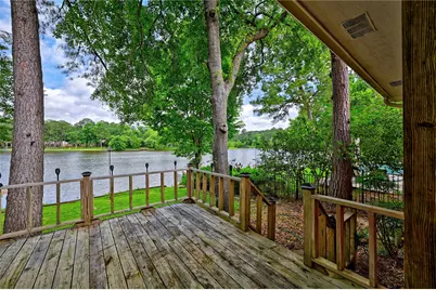 1925 East Lake Drive, Huntsville, TX 77340 - Photo 12